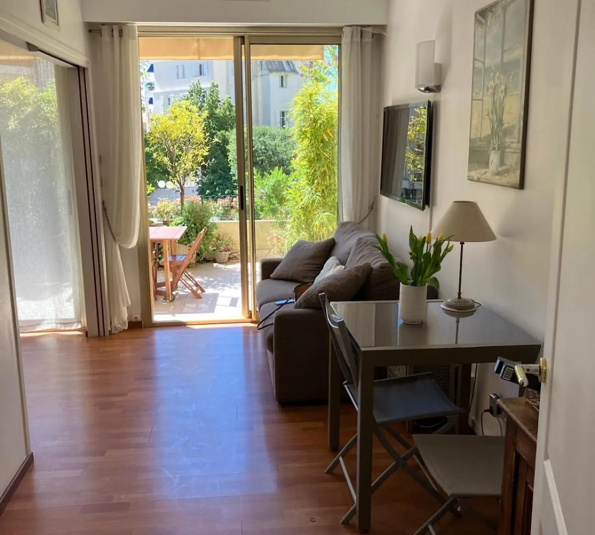 Beaulieu Apartment